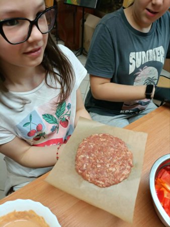 Zajęcia kulinarne – nauka przez działanie i wspólne gotowanie. — zdjęcie 62