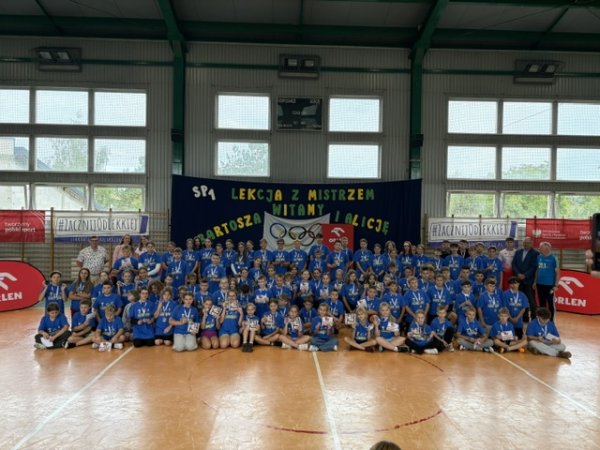 🏆 Lekcja z Mistrzem już za nami! To był niesamowity dzień w SP1! 🏃‍♂️💨 — zdjęcie 2