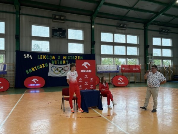 🏆 Lekcja z Mistrzem już za nami! To był niesamowity dzień w SP1! 🏃‍♂️💨 — zdjęcie 3