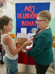 Rozstrzygnięcie XXI Powiatowego Konkursu Plastycznego na plakat pt. „Mój ulubiony bohater”. - 11