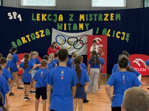 🏆 Lekcja z Mistrzem już za nami! To był niesamowity dzień w SP1! 🏃‍♂️💨 — zdjęcie 10
