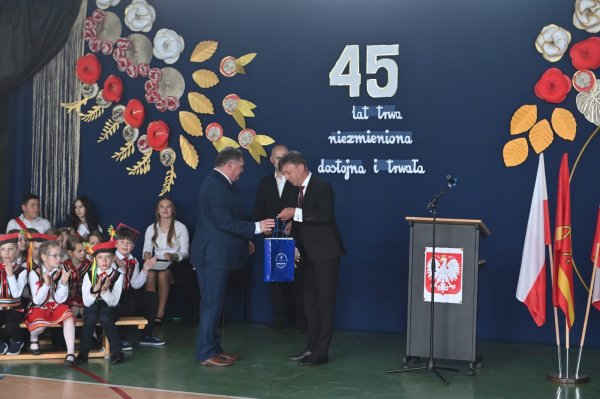 Jubileusz 45- lecia Szkoły Podstawowej Nr1 im. T. Kościuszki w Parczewie — zdjęcie 20