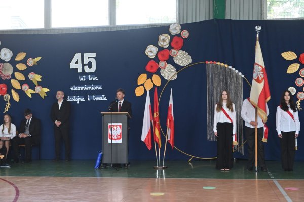 Jubileusz 45- lecia Szkoły Podstawowej Nr1 im. T. Kościuszki w Parczewie — zdjęcie 19