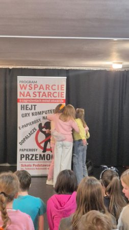 „PRZEMOC MA WIELE TWARZY” — zdjęcie 3