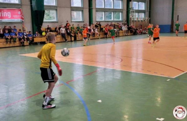 XXIII Mikołajkowy Turniej Piłki Nożnej — zdjęcie 1