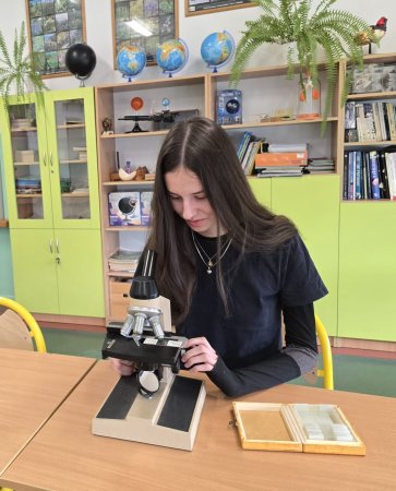 Ewelina Lewczuk laureatką konkursu przedmiotowego z biologii. — zdjęcie 3