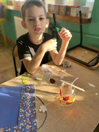 Wykonanie świeczek sojowych na Dzień Wszystkich Świętych — zdjęcie 8