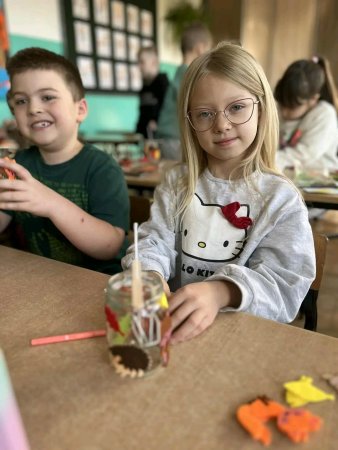 Wykonanie świeczek sojowych na Dzień Wszystkich Świętych — zdjęcie 4