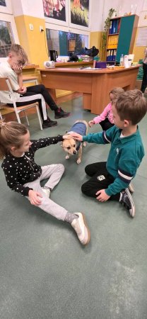 Spotkanie uczniów z przedstawicielami stowarzyszenia „Empatyczni” z Radzynia Podlaskiego — zdjęcie 1