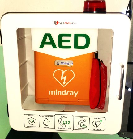 Profesjonalny sprzęt ratujący życie w naszej szkole — zdjęcie 1