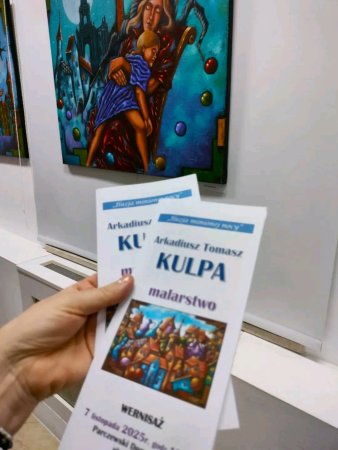 Uczniowie SP1 na wernisażu malarstwa Arkadiusza Kulpy — zdjęcie 4