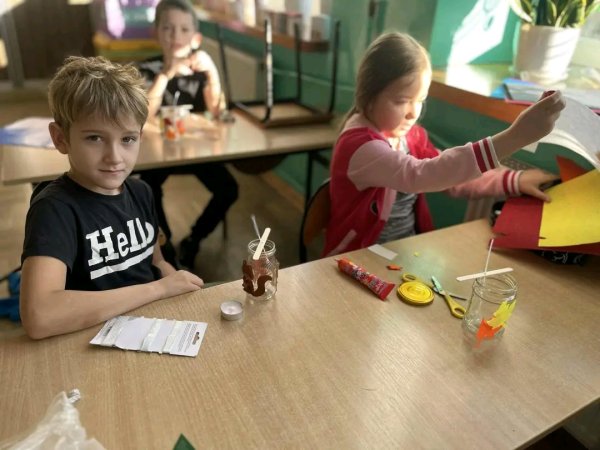 Wykonanie świeczek sojowych na Dzień Wszystkich Świętych — zdjęcie 10