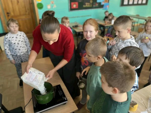 Wykonanie świeczek sojowych na Dzień Wszystkich Świętych — zdjęcie 1